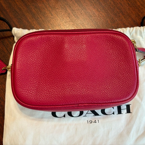 Coach Purse ECU Red Small. - Picture 4 of 7